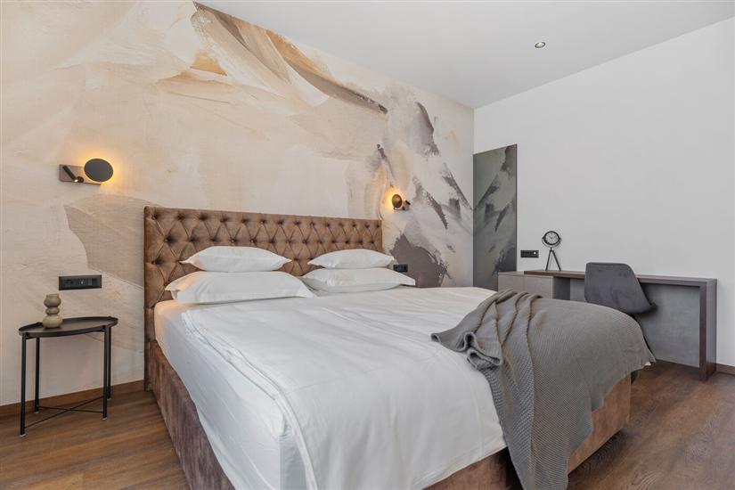 House K1, for 10 persons