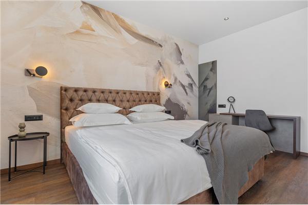 House K1, for 10 persons