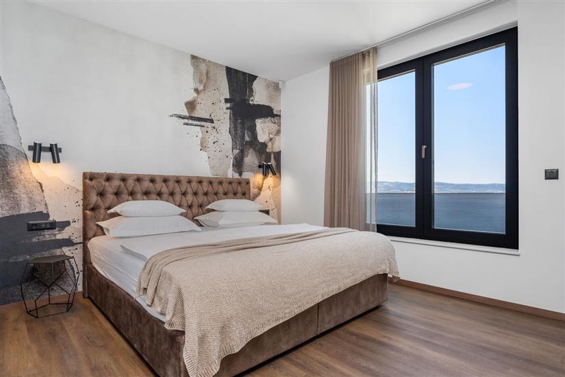 House K1, for 10 persons