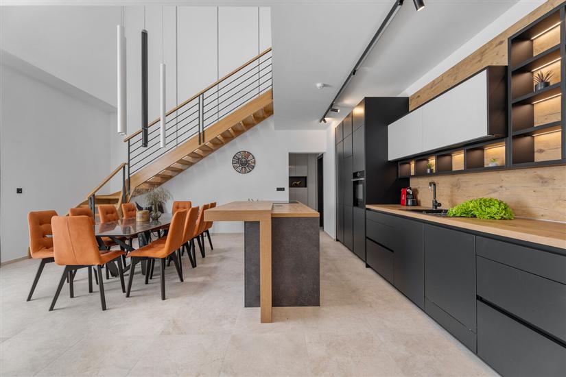 House K1, for 10 persons