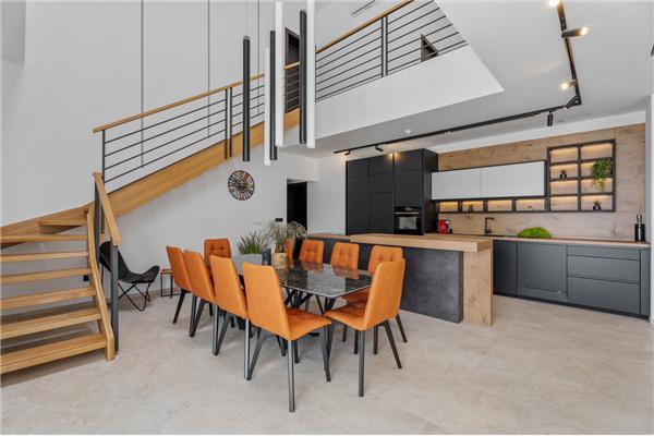 House K1, for 10 persons