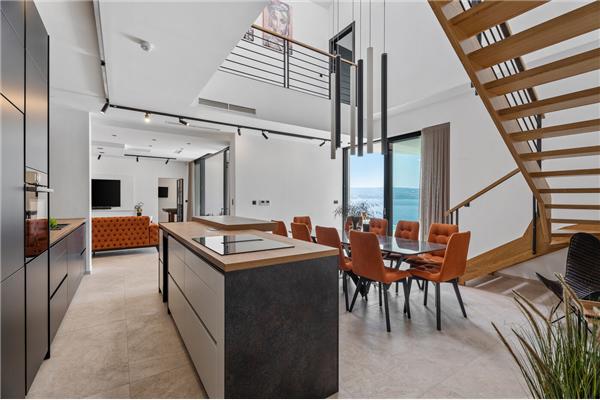 House K1, for 10 persons