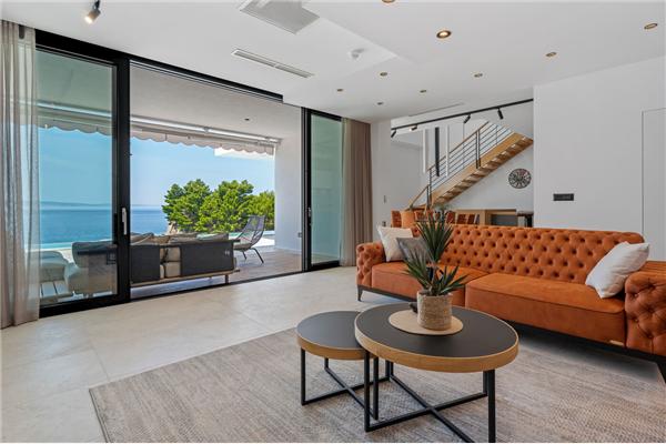 House K1, for 10 persons