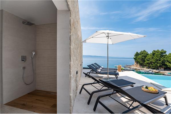 House K1, for 10 persons