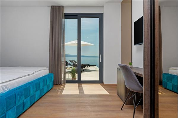 House K1, for 10 persons