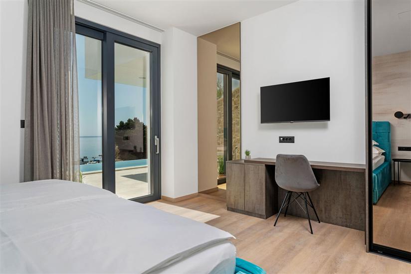 House K1, for 10 persons