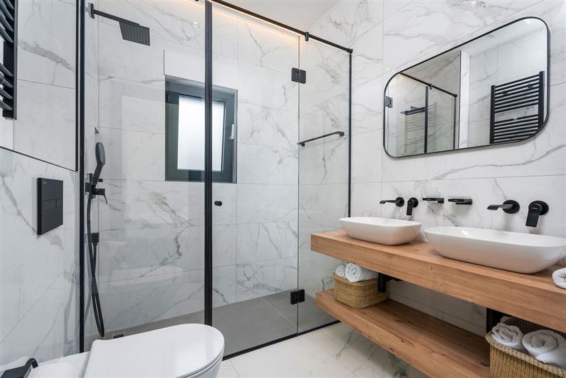 House K1, for 10 persons