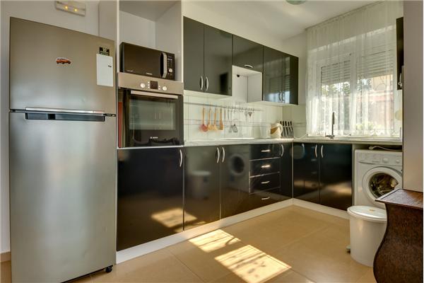 Apartment A8, for 6 persons