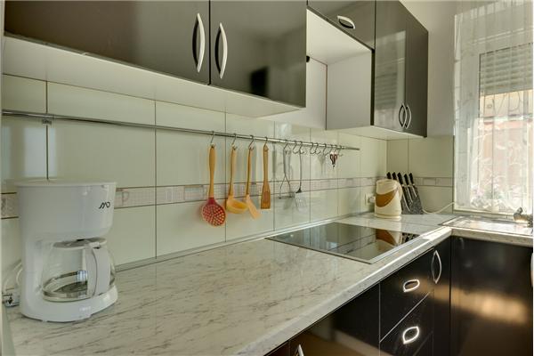 Apartment A8, for 6 persons