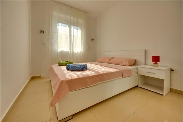 Apartment A8, for 6 persons