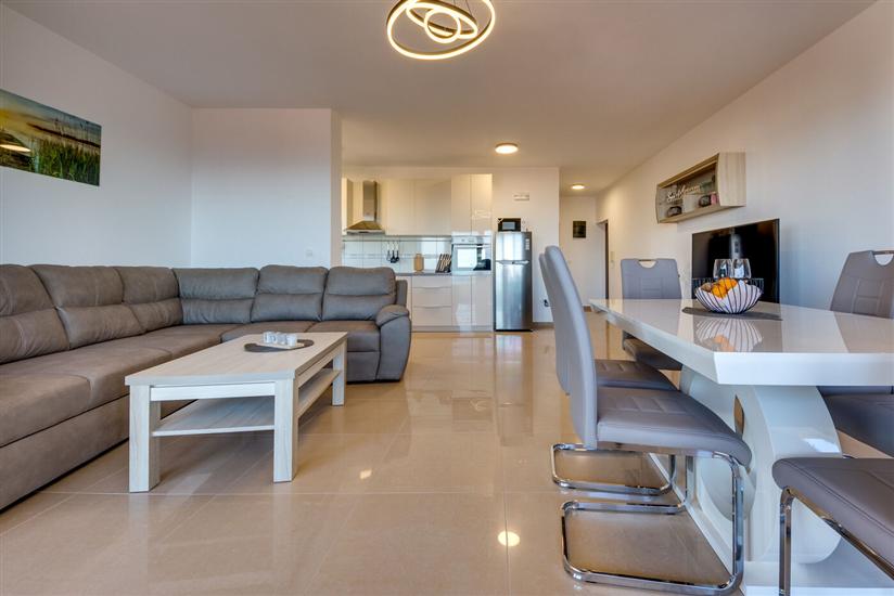 Apartment A9, for 6 persons