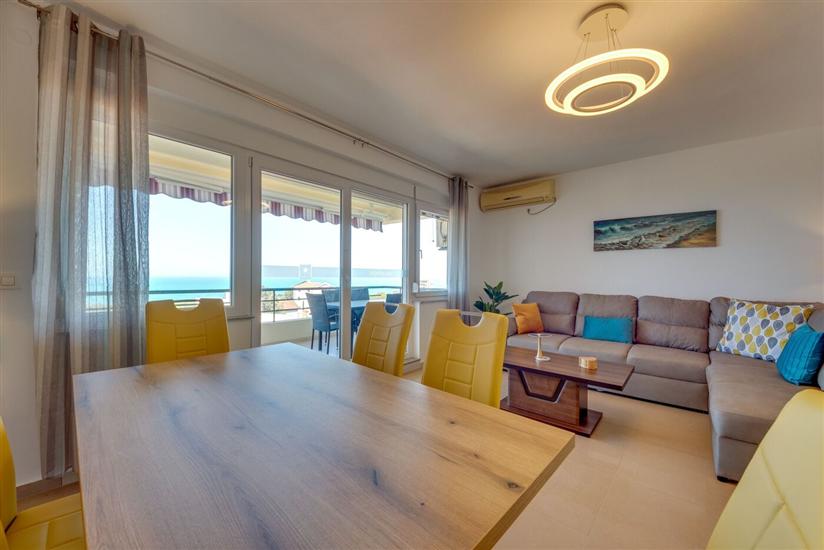 Apartment A10, for 6 persons