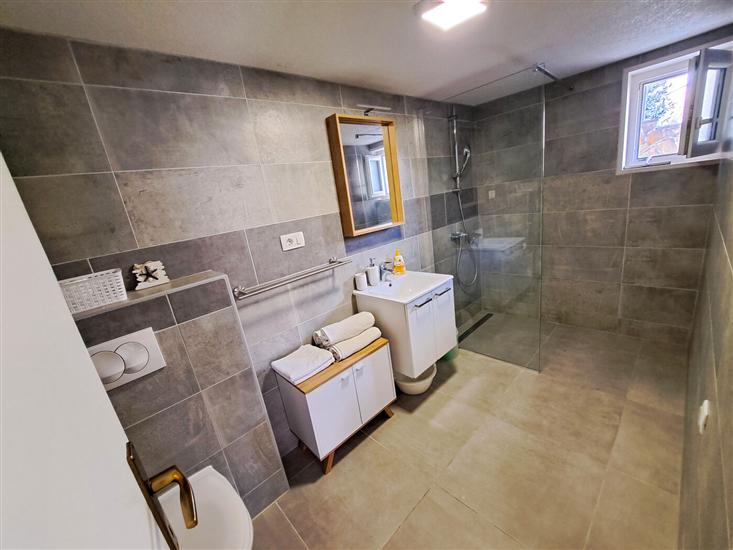 Apartment A2, for 3 persons