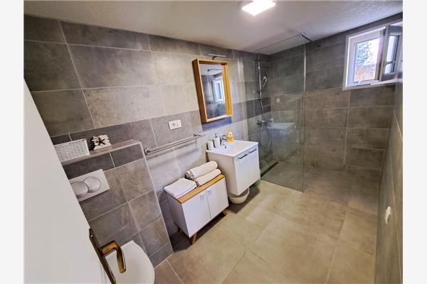 Apartment A2, for 3 persons