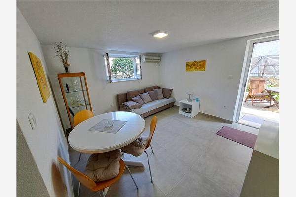 Apartment A2, for 3 persons