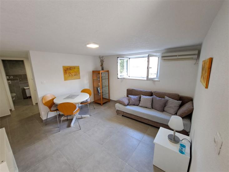 Apartment A2, for 3 persons