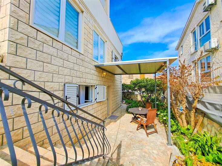 Apartment A2, for 3 persons