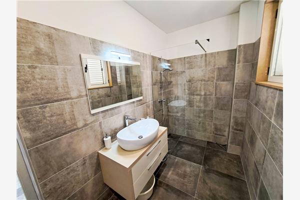 Apartment A4, for 5 persons