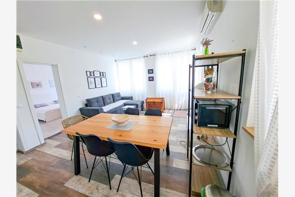 Apartment A4, for 5 persons