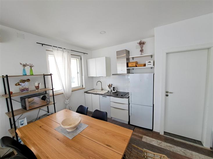 Apartment A4, for 5 persons