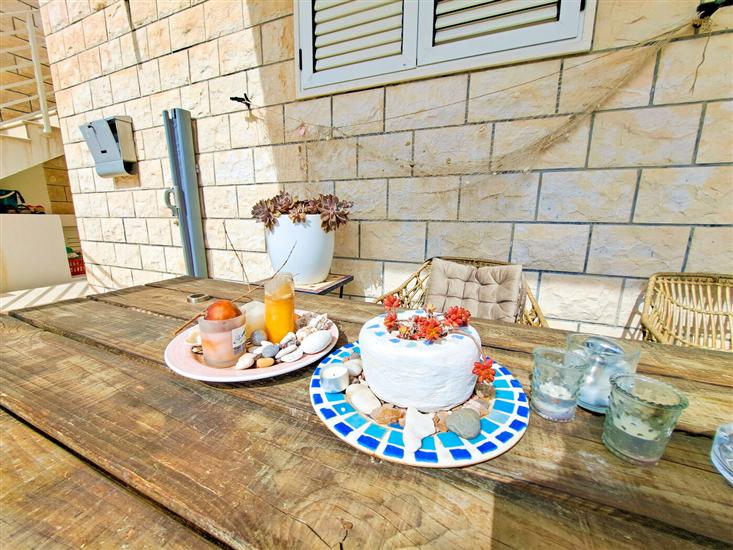 Apartment A4, for 5 persons