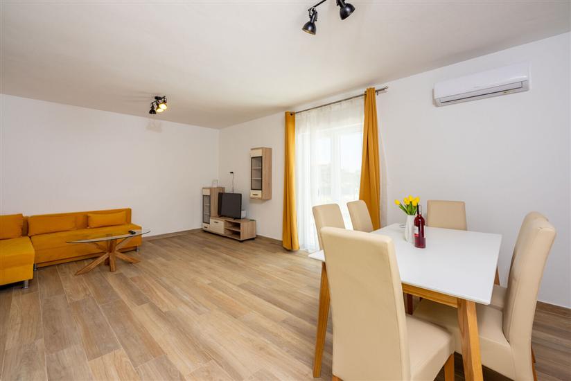 House K1, for 6 persons