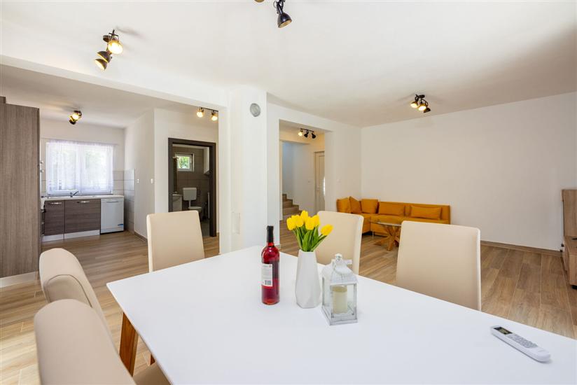 House K1, for 6 persons