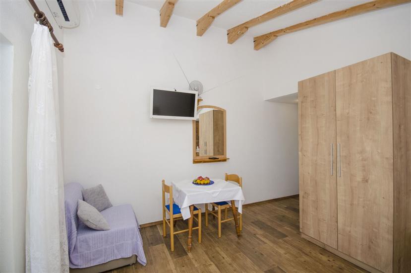 Apartment A1, for 2 persons