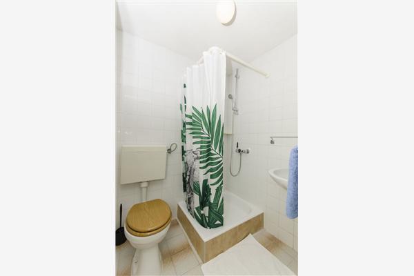 Apartment A2, for 4 persons