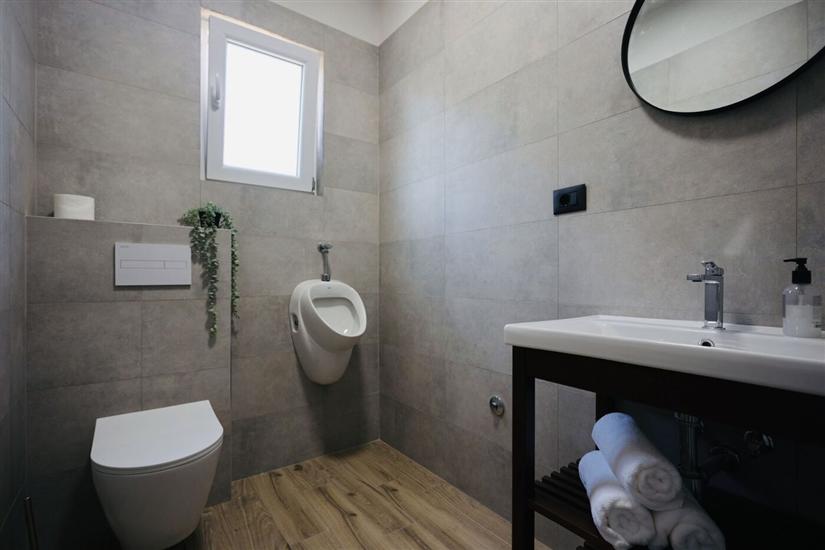 Apartment Holiday Home TiA