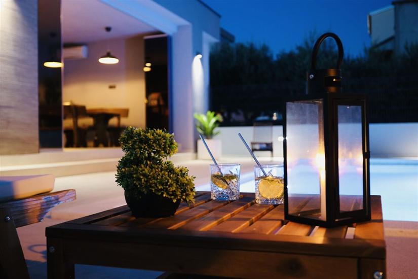 Apartment Holiday Home TiA