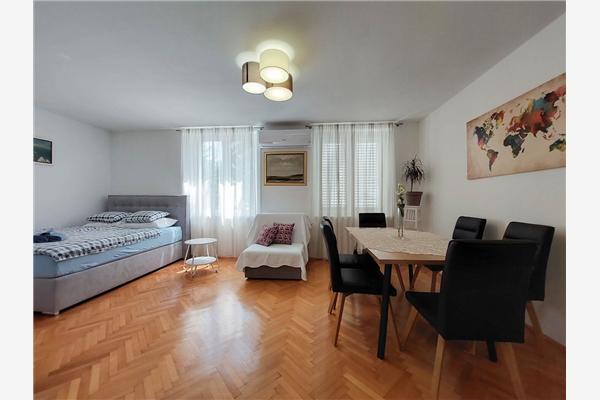 Apartment A2, for 3 persons