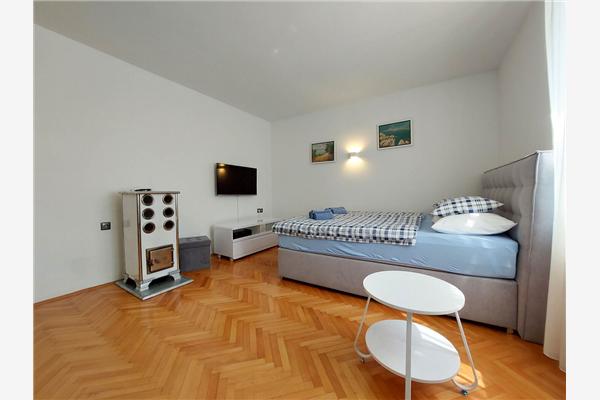 Apartment A2, for 3 persons