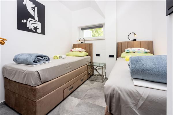 Apartment A2, for 4 persons