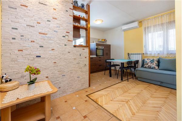 Apartment A3, for 5 persons