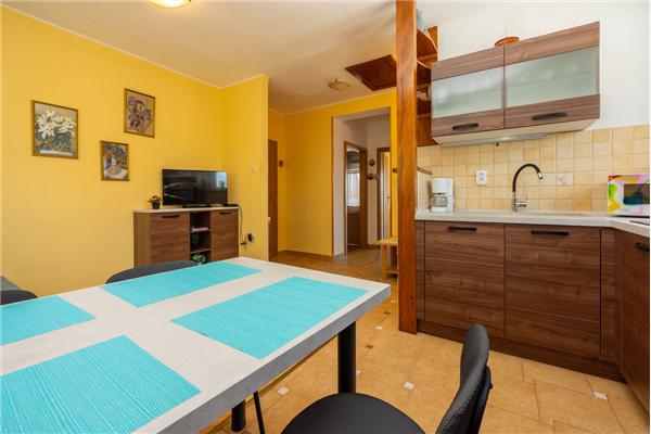 Apartment A3, for 5 persons
