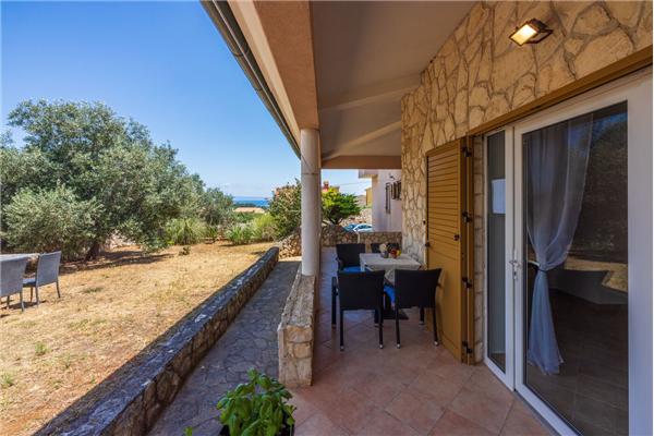 Apartment A2, for 4 persons