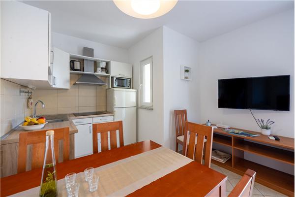 Apartment A2, for 5 persons