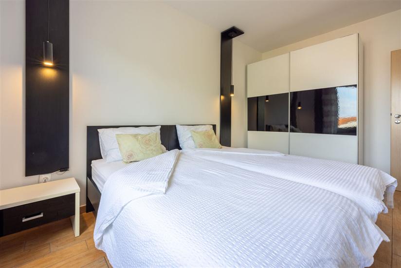 Apartment A2, for 5 persons