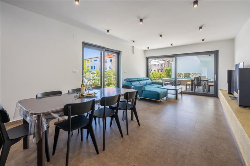 House K1, for 8 persons