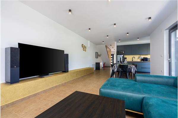 House K1, for 8 persons