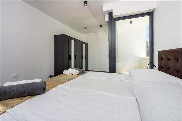 House K1, for 8 persons