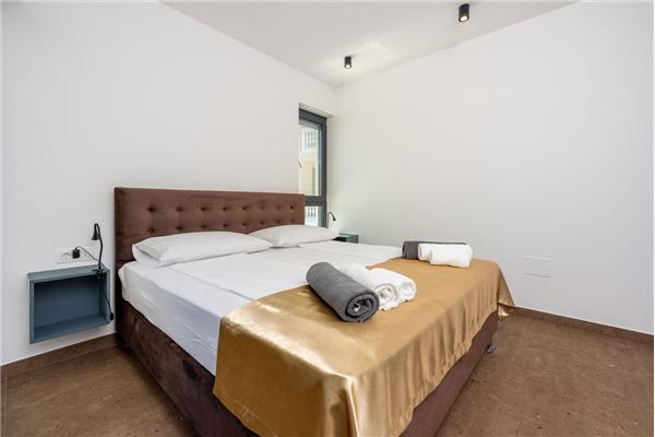 House K1, for 8 persons