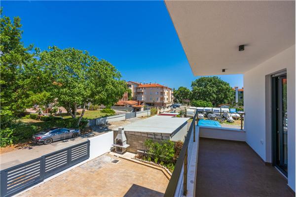 House K1, for 8 persons