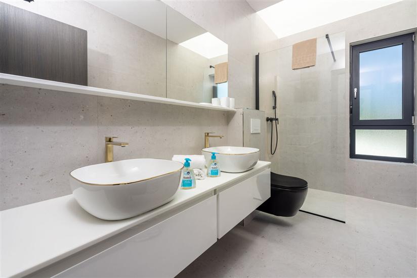 House K1, for 8 persons