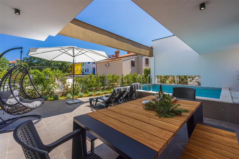 House K1, for 8 persons