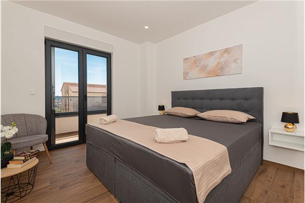 House K2, for 8 persons