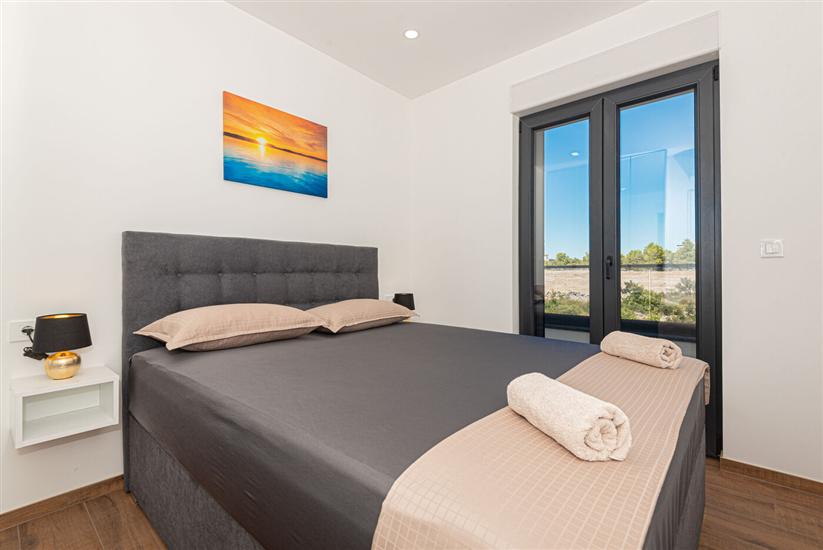 House K2, for 8 persons