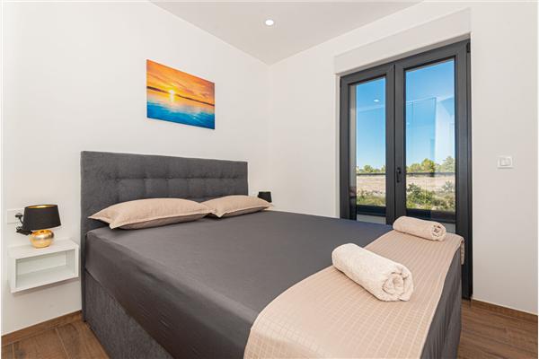 House K2, for 8 persons