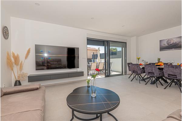 House K2, for 8 persons